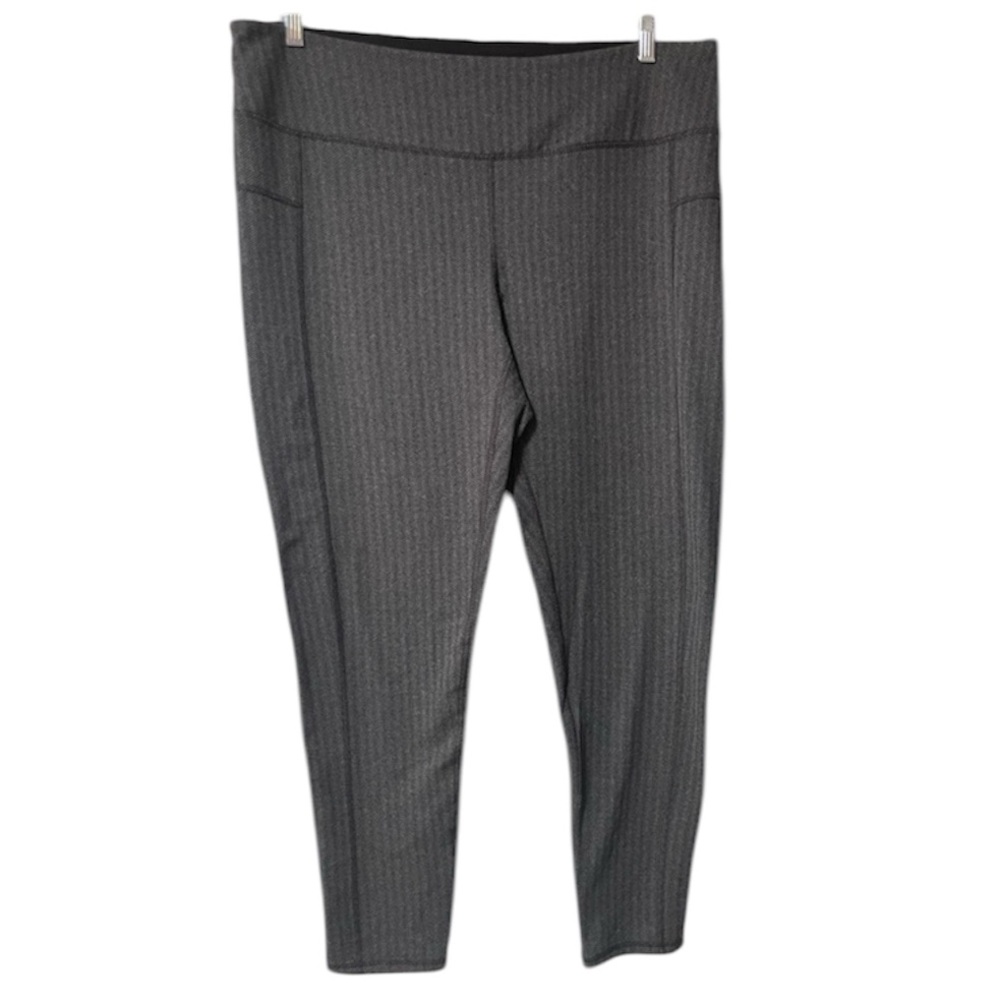 MAURICES In Motion Leggings Grey/Black pattern Plus
Size 2